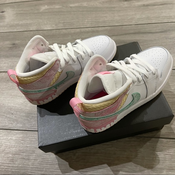 Air Jordan 1 Mid PS “the ice cream “ paint drip - Picture 6 of 8